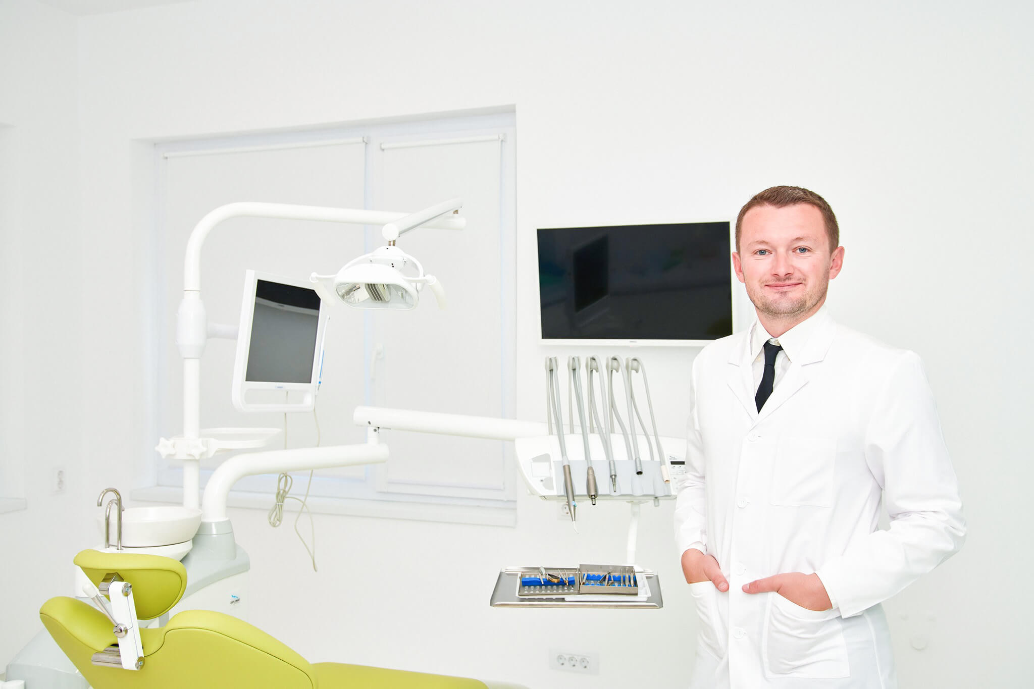 Interviu cu Dr. Vlad Iștoan- De ce este importantă consultația înainte de a începe orice tratament?